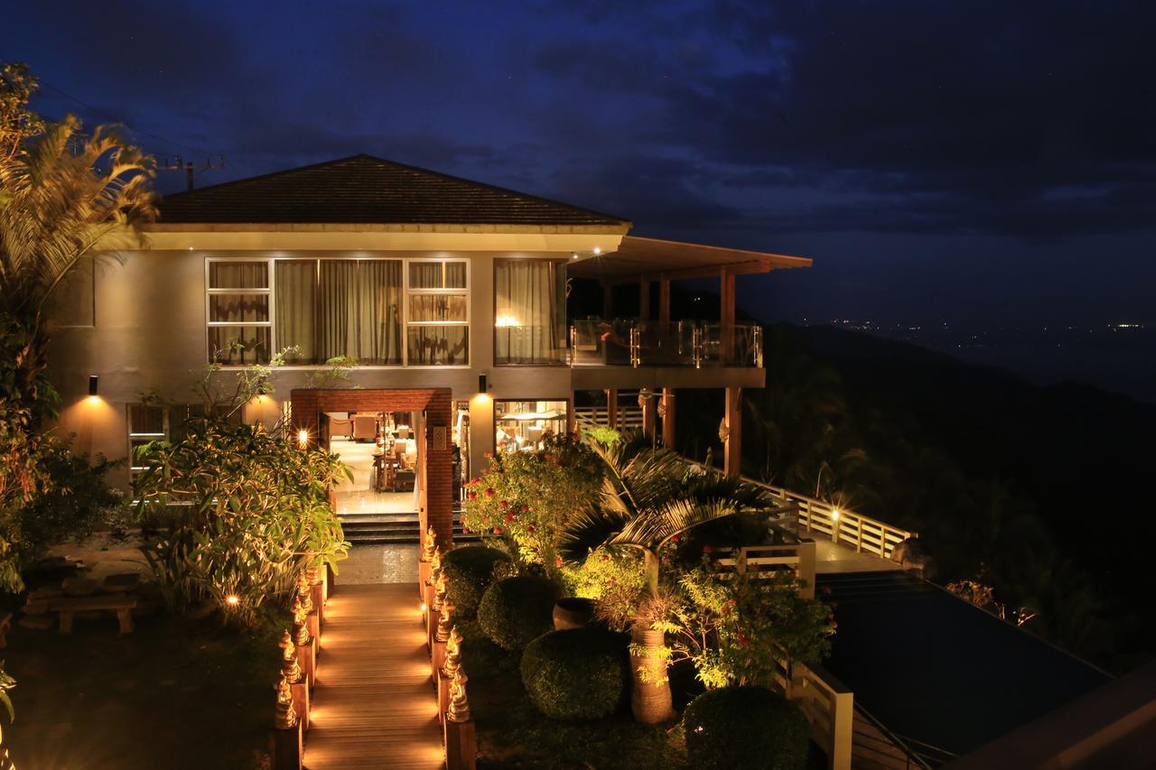 The Oriental Luxury Suites Alfonso Extérieur photo