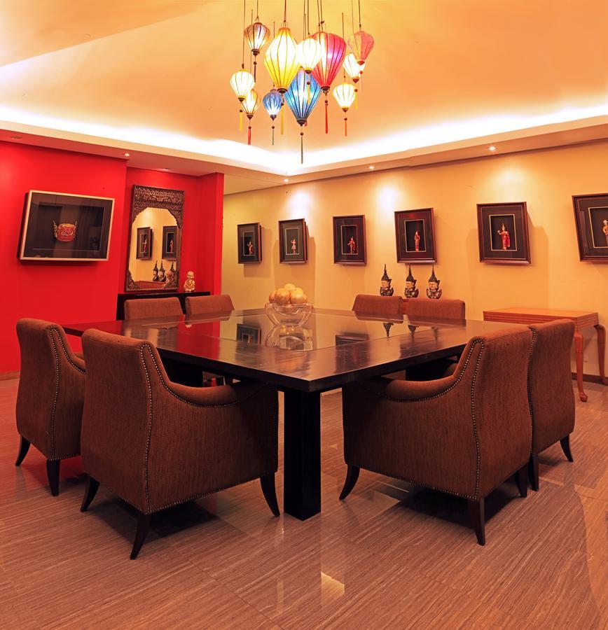The Oriental Luxury Suites Alfonso Extérieur photo