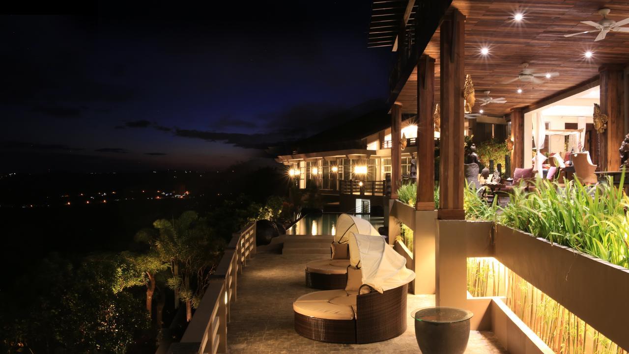 The Oriental Luxury Suites Alfonso Extérieur photo