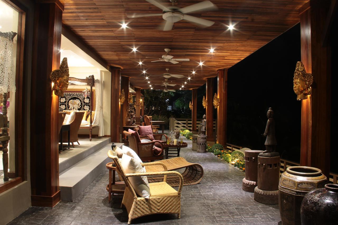 The Oriental Luxury Suites Alfonso Extérieur photo